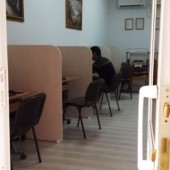 На весь Балканабад одно интернет-кафе, да и там сплошные ограничения